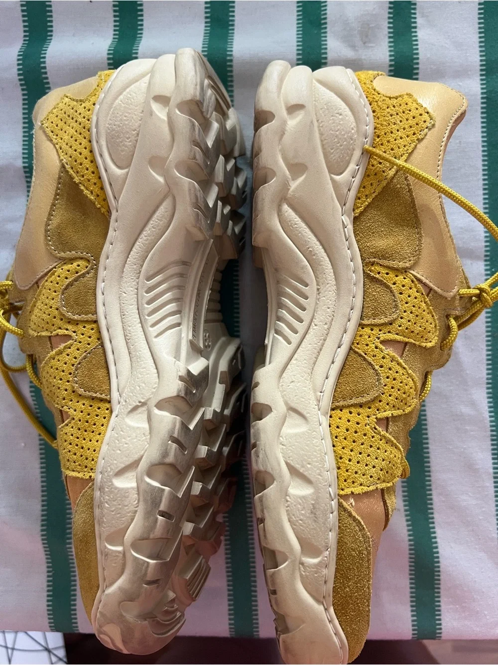 An hour and a shower Mustard Yellow Suede & Leather satin Chunky Sneaker Sz 39